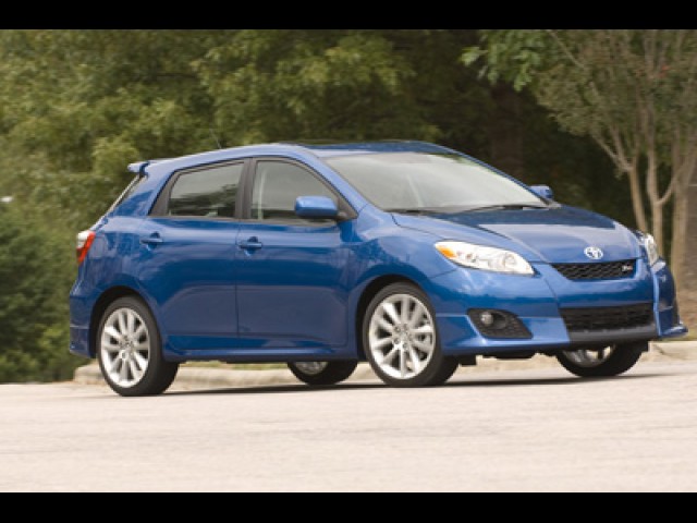 2011 TOYOTA MATRIX BASE